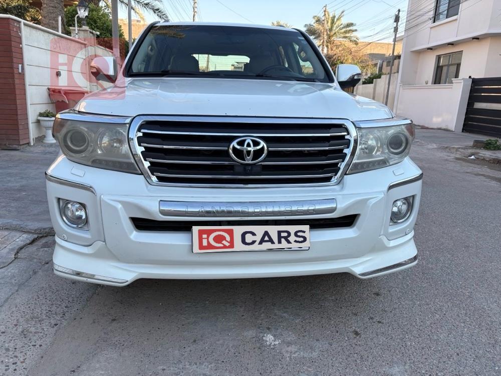 تويوتا لاندكروزر